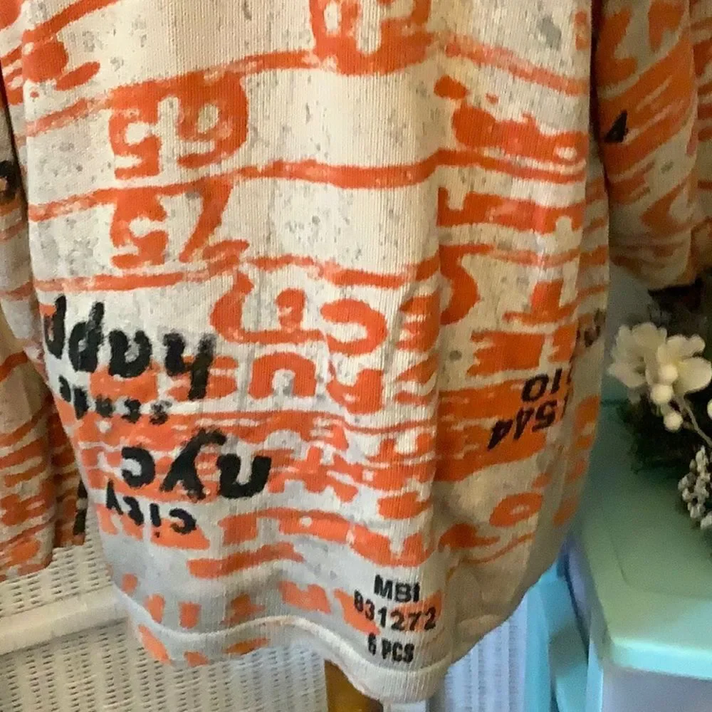 Express nyc state grapic sweater large